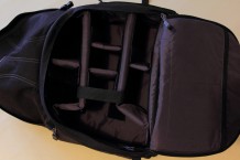 Der Kamera-Bereich des Tamrac 3385 Aero Speed Pack 85 bietet vielfältige Einteilungsmöglichkeiten für das Equipment.